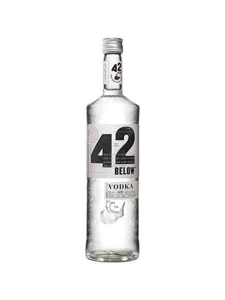 וודקה  42 בילואו 1 ליטר