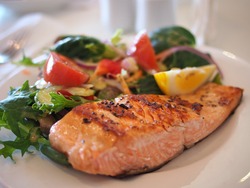 Grilled Salmon with Soy Sauce and Ginger