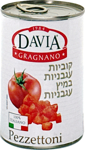 קוביות עגבניות במיץ עגבניות