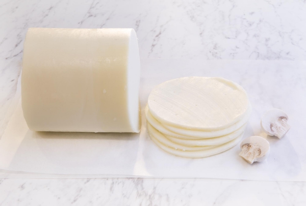 מוצרלה נקניק 22% במשקל